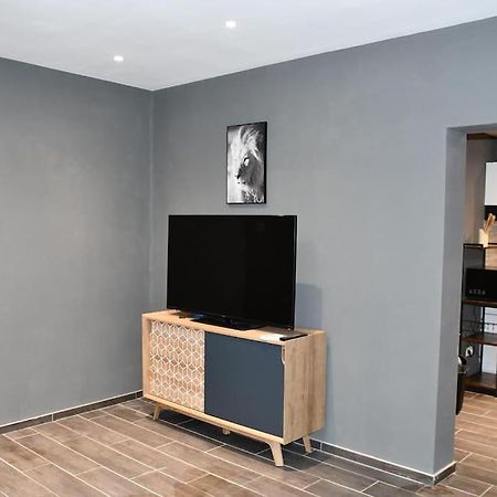 Logement In Wood Brugelette Esterno foto